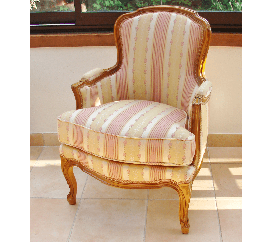 Bergère Louis XV moulurée