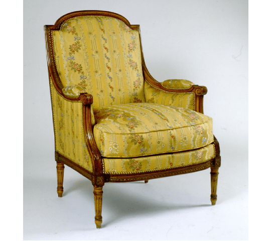 Bergère de style Louis XVI avec décrochements