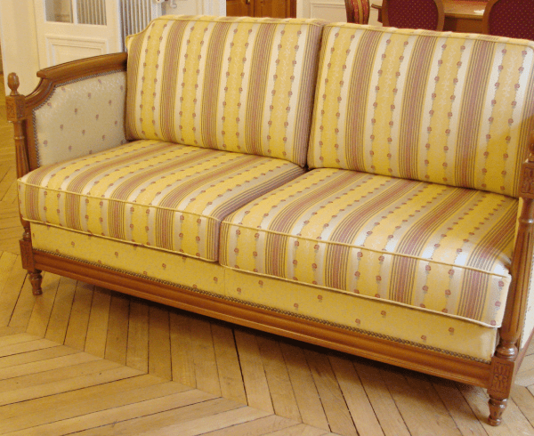 Canapé lit de repos, de style Louis XVI