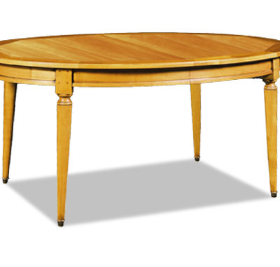 Table ovale au style Louis Philippe en merisier