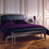 Lit socle de style Louis XVI avec panneau tissu