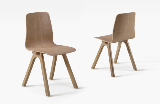 Chaise design en chêne Chevron