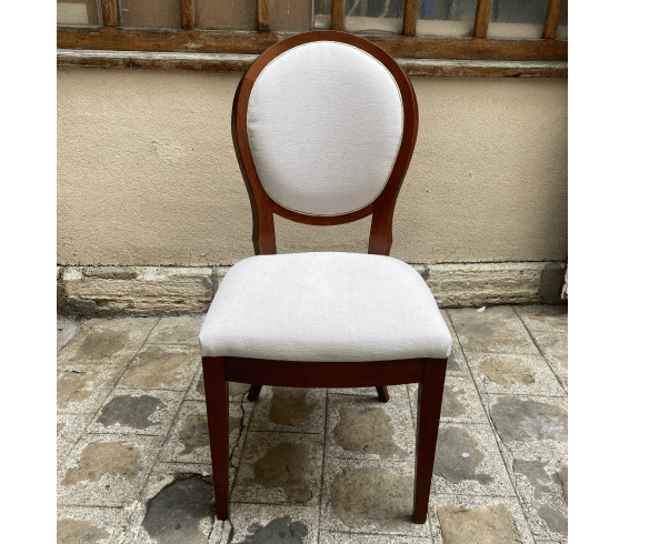 Chaise médaillon moderne, modèle Pauline